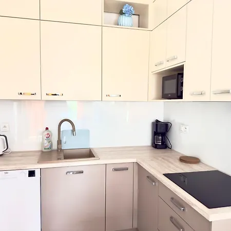 Apartment Diuna Z Dostepem Do Basenu, Silowni, Hali Sportowej, Sauny Gaski (Koszalin)